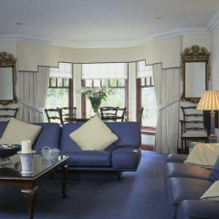 Photo of lounge room